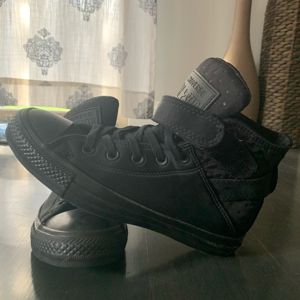 Rare All black converse - Picture 3 of 7